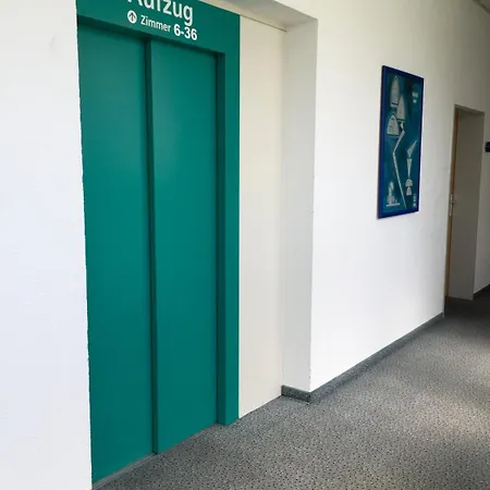 فندق Rheinbruecke 3*