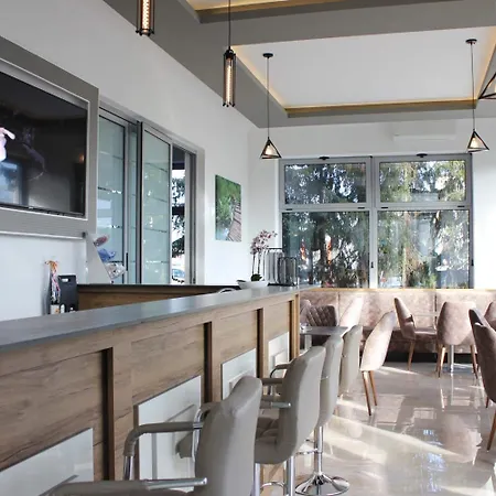 Rheinbruecke فندق 3*