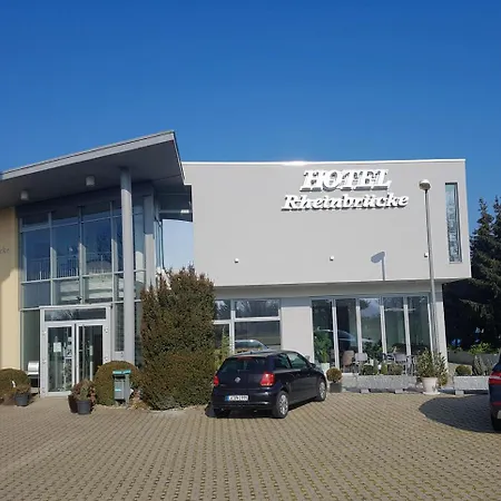 Rheinbrucke Hotel 3*