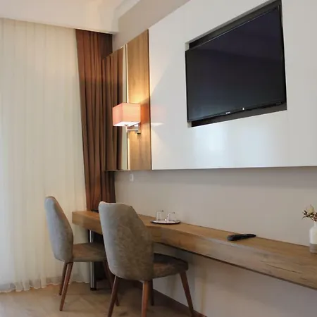 Hotel Rheinbrucke