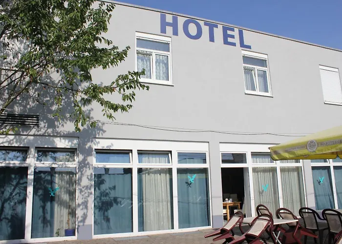 호텔 Rheinbruecke 3*