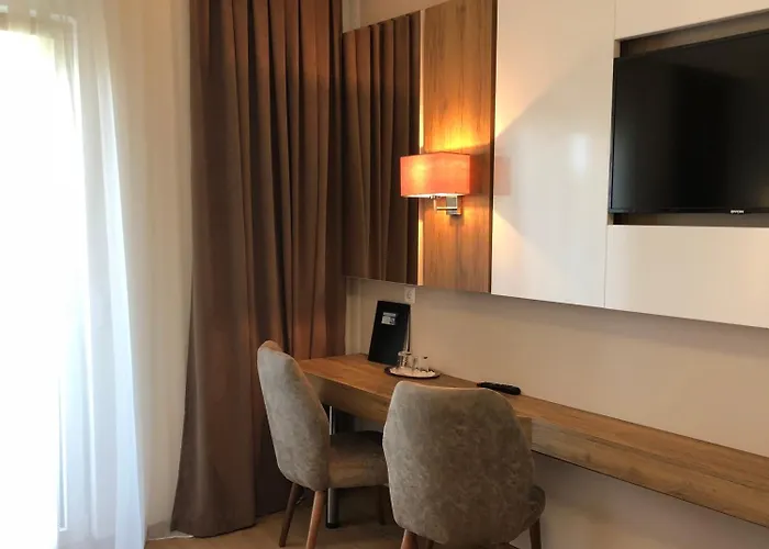 Rheinbruecke 라인펠덴